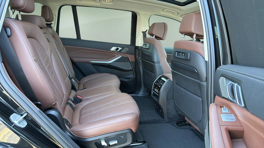 Used 2021 BMW X7 xDrive40i w/ Premium Package image 20