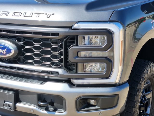 Used 2024 Ford F250 Lariat w/ Lariat Ultimate Package AWD/4WD image 7
