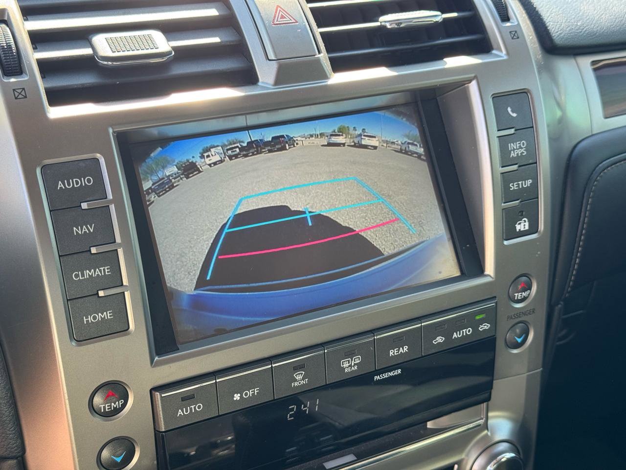 Used 2016 Lexus GX 460 w/ Premium Package image 37