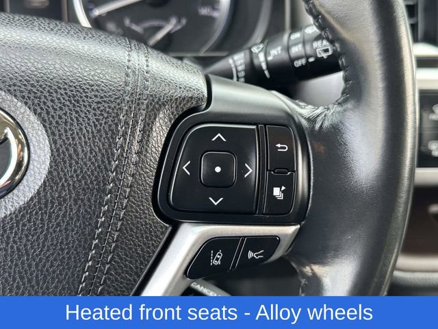 Used 2017 Toyota Highlander XLE AWD/4WD image 9