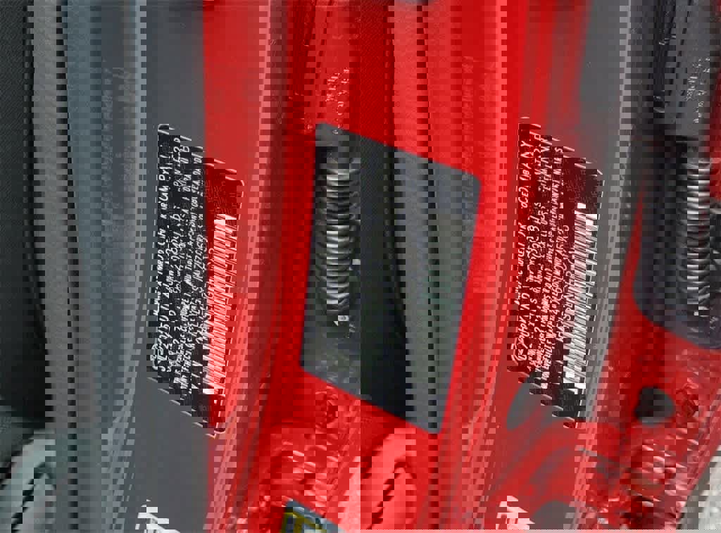 New 2025 Hyundai Elantra SE image 19