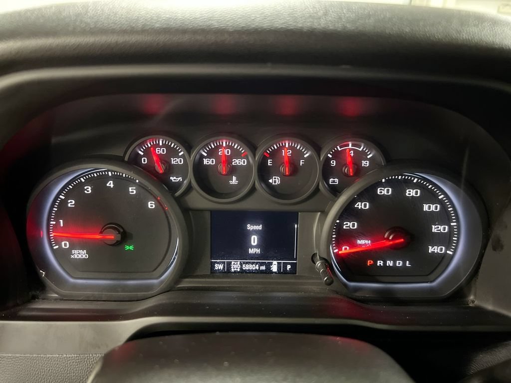 Used 2022 Chevrolet Silverado 2500 Custom w/ Custom Value Package AWD/4WD image 12
