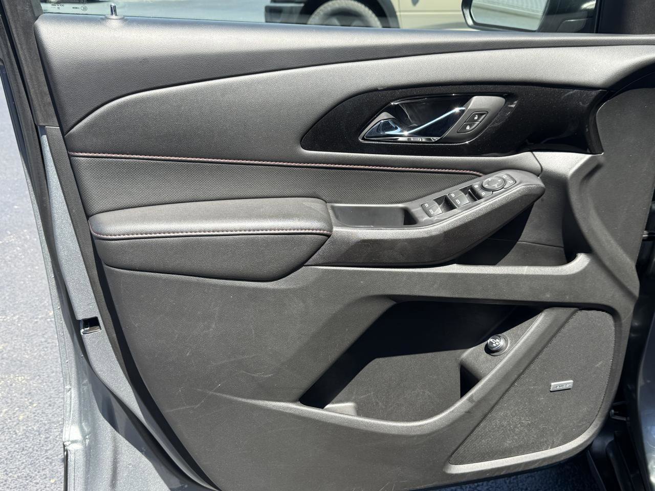 Used 2023 Chevrolet Traverse RS w/ LPO, Floor Liner Package AWD/4WD image 7
