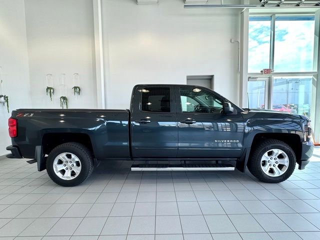 Used 2018 Chevrolet Silverado 1500 LT w/ All Star Edition AWD/4WD image 29