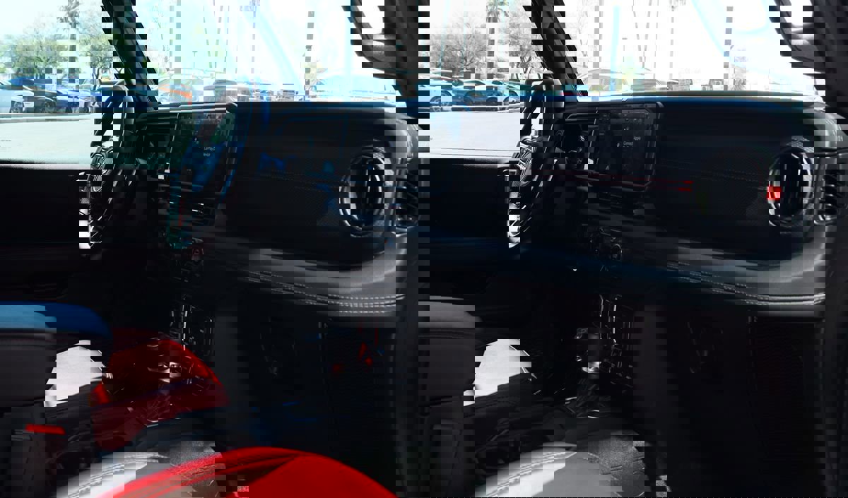 Used 2024 Jeep Wrangler Unlimited Rubicon 392 image 41