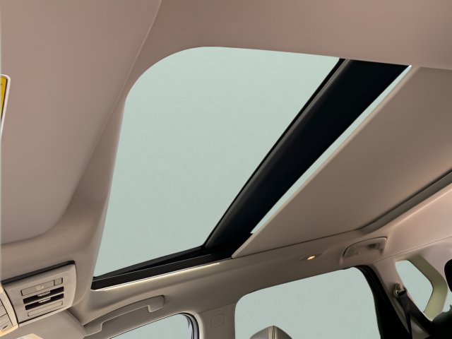 New 2026 Nissan Rogue Platinum AWD/4WD image 25