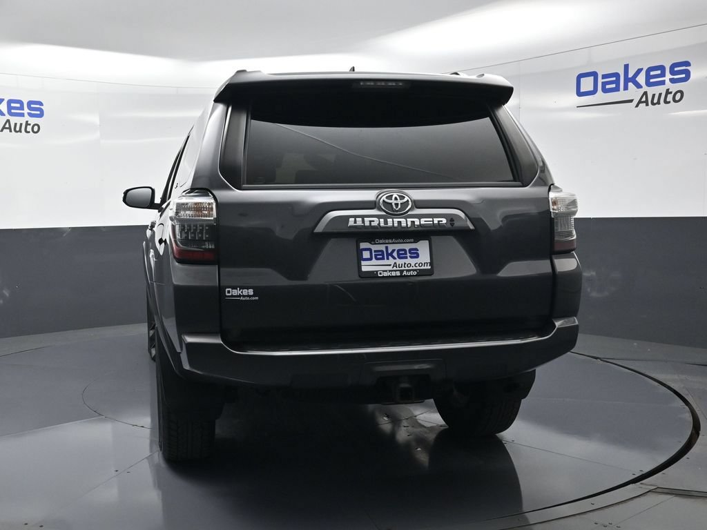 Used 2021 Toyota 4Runner SR5 Premium w/ Moonroof Package AWD/4WD image 7