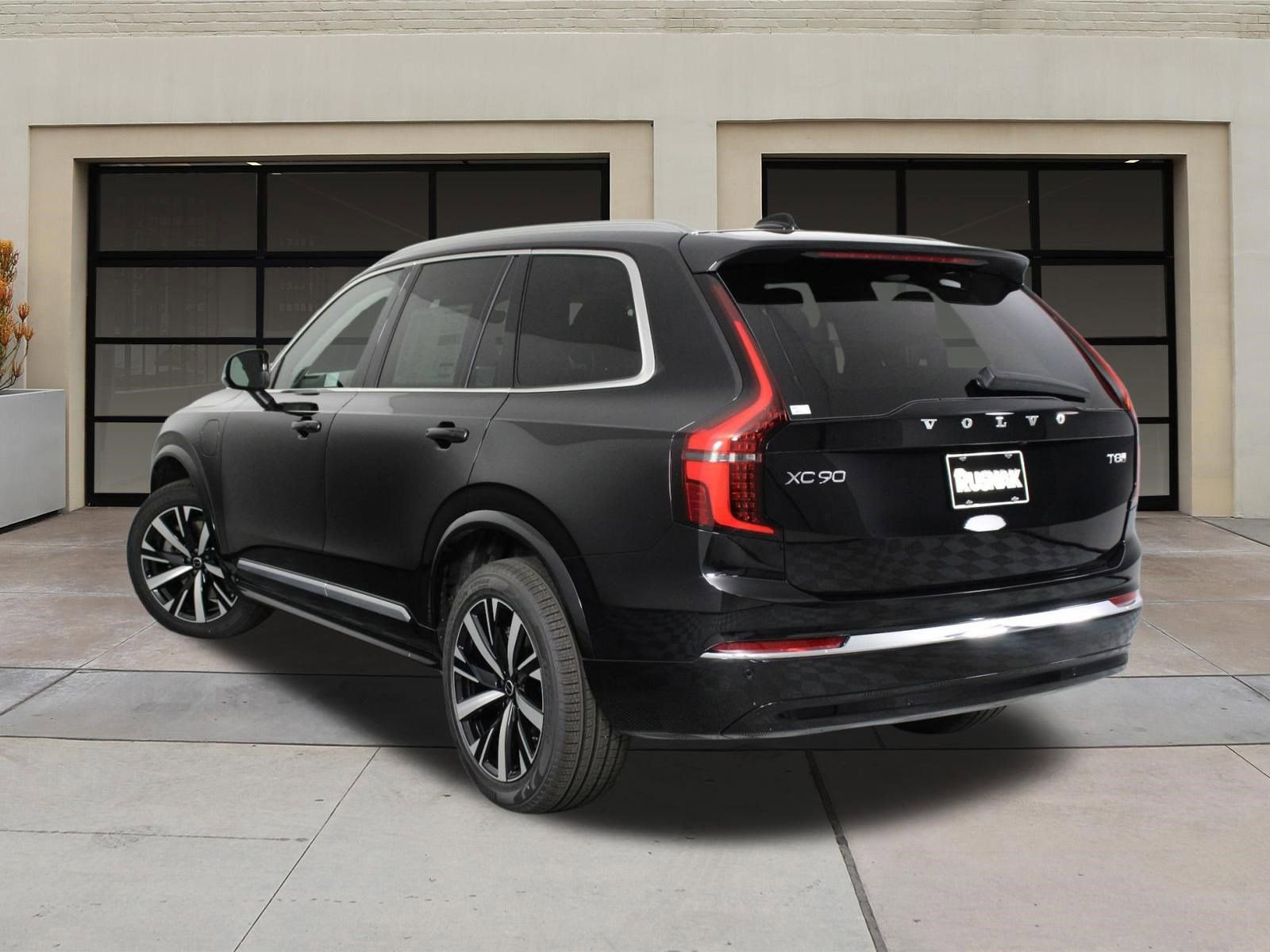 New 2026 Volvo XC90 T8 Core AWD/4WD image 3