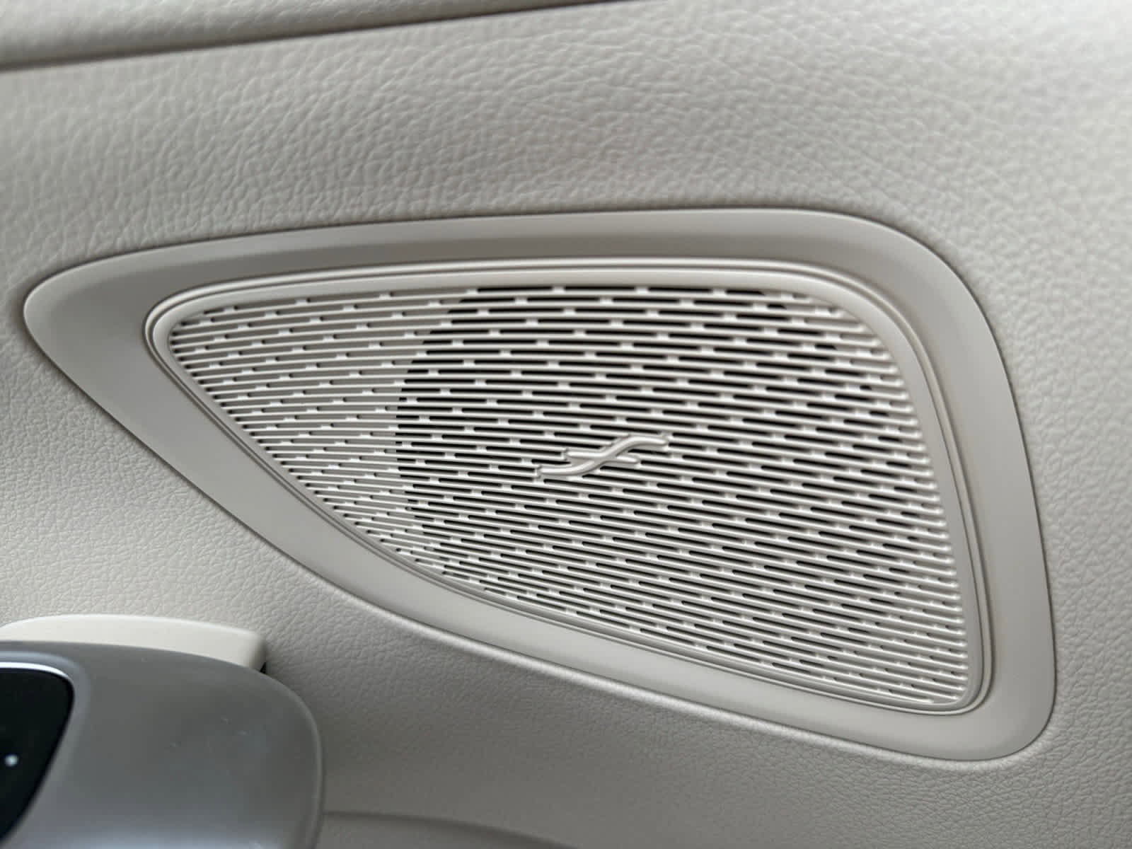 Certified 2025 Mercedes-Benz C 300 4MATIC Sedan image 24