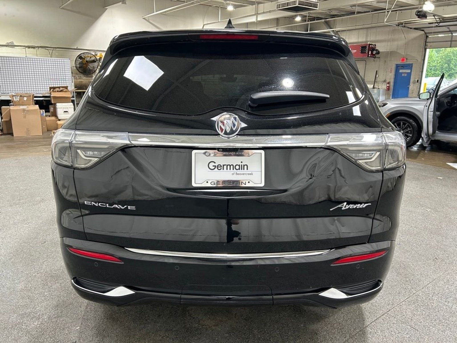 Used 2024 Buick Enclave Avenir w/ Avenir Technology Package FWD image 8