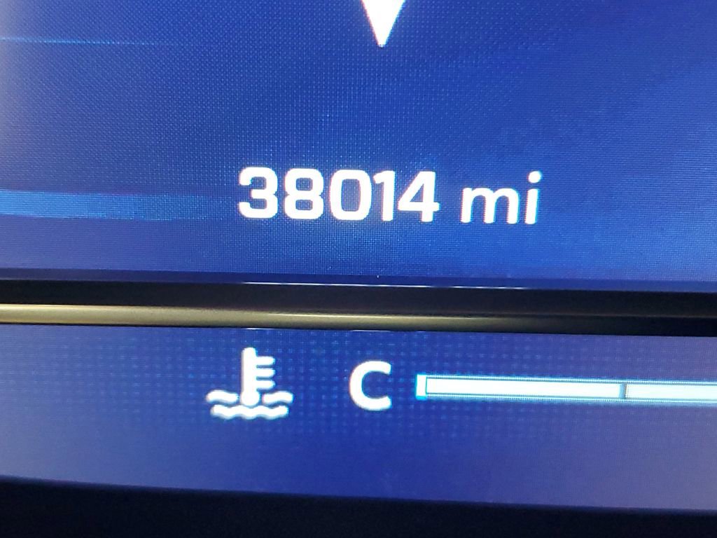 Used 2023 Chevrolet Suburban RST image 27