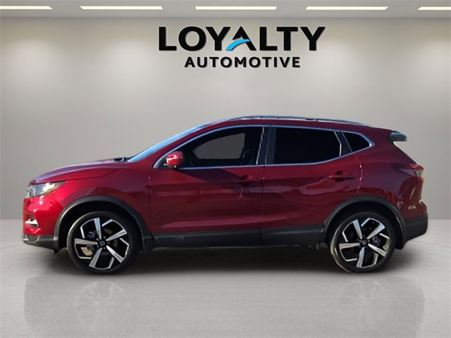 Used 2022 Nissan Rogue Sport SL image 2