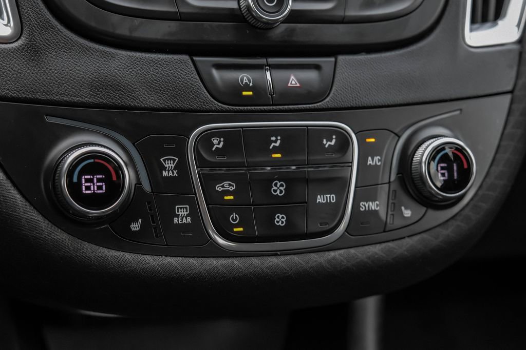 Used 2020 Chevrolet Malibu LT image 25