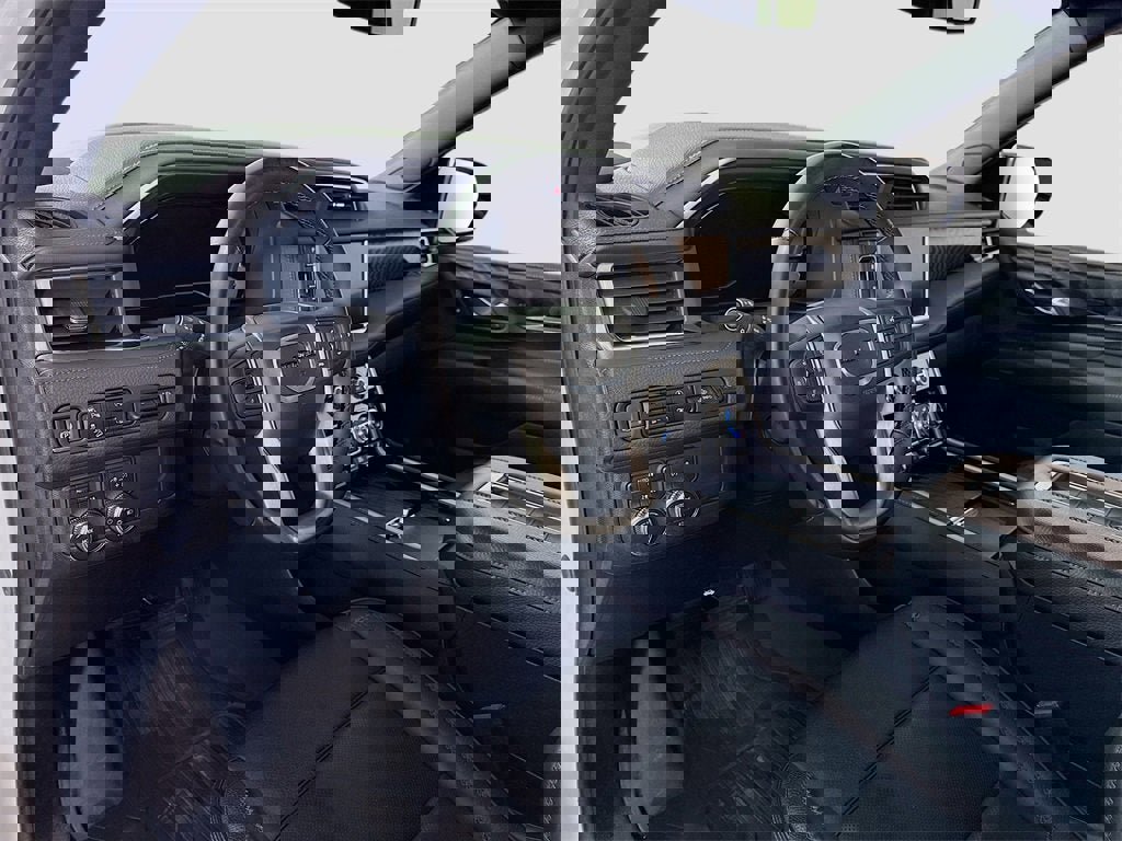 Certified 2024 GMC Yukon Denali image 4