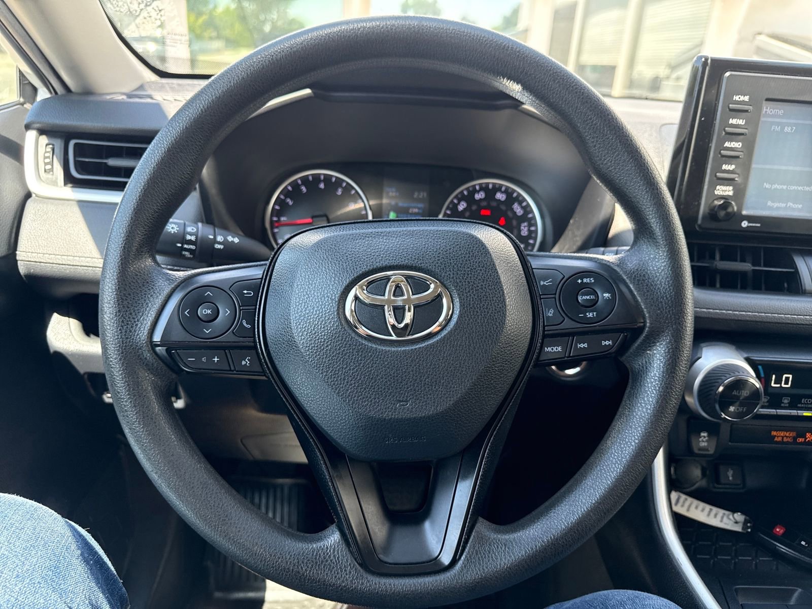 Used 2020 Toyota RAV4 XLE w/ All Weather Liner Package AWD/4WD image 14