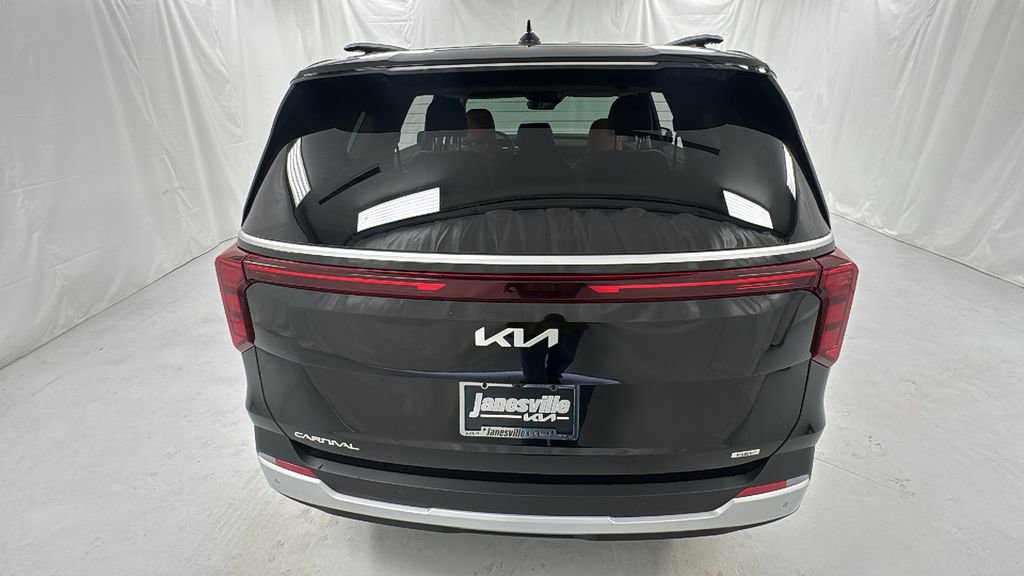 New 2026 Kia Carnival EX image 4