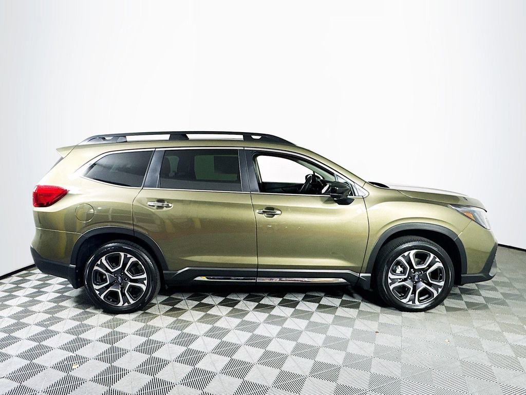Used 2025 Subaru Ascent Touring image 8