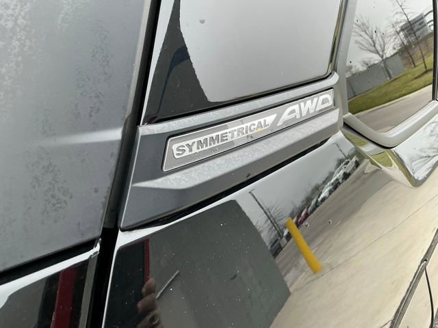 Certified 2025 Subaru Forester Premium image 7
