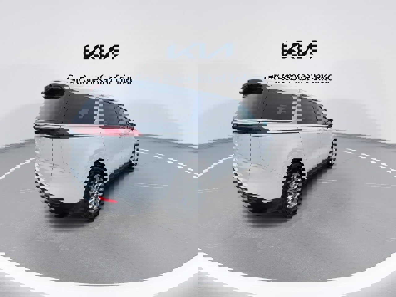 Used 2024 Kia Carnival LX image 8