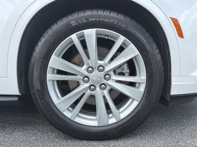 Certified 2024 Cadillac XT6 Premium Luxury FWD image 13