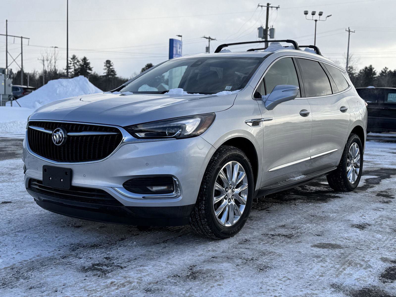 Used 2021 Buick Enclave Premium w/ Sun and Sites Package image 9
