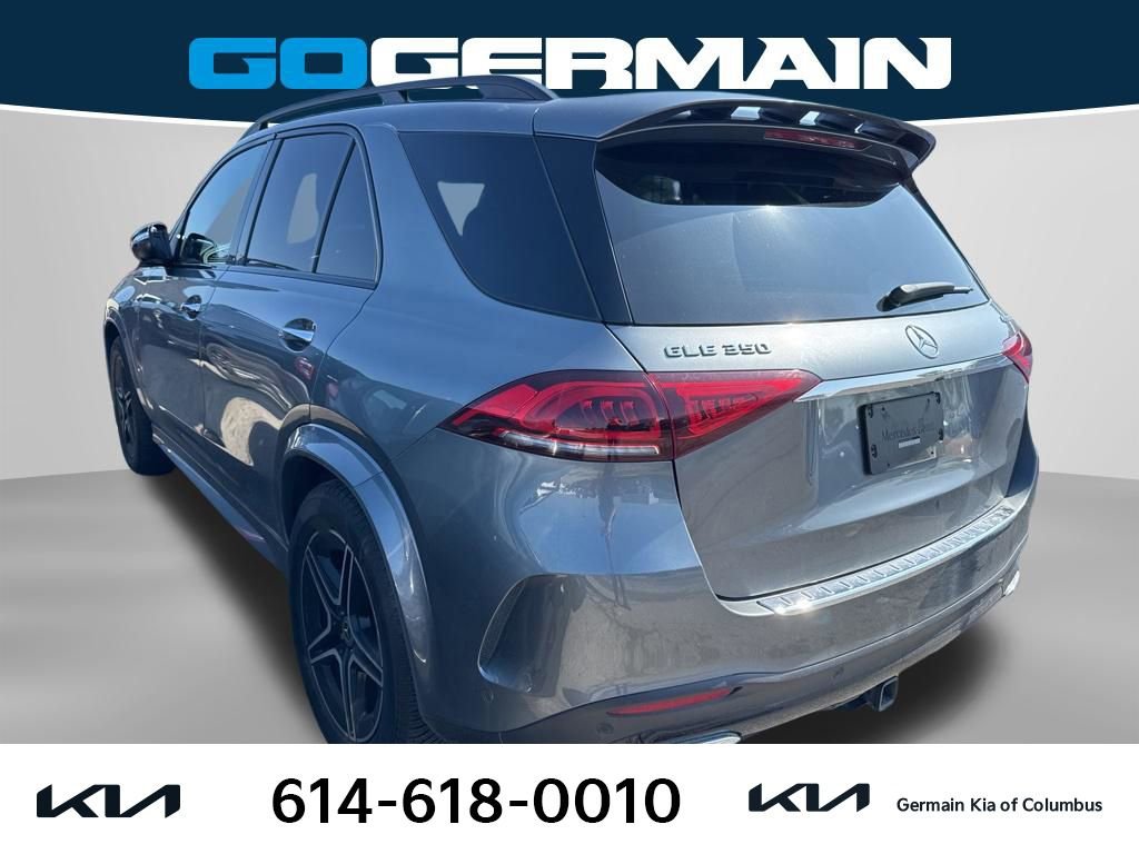 Used 2020 Mercedes-Benz GLE 350 4MATIC image 3
