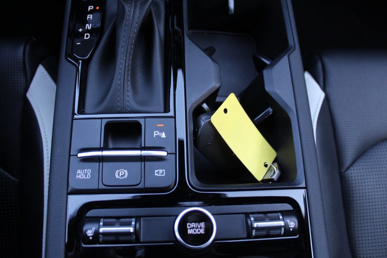 Used 2025 Kia K5 GT-Line w/ GT-Line Premium Package FWD image 19