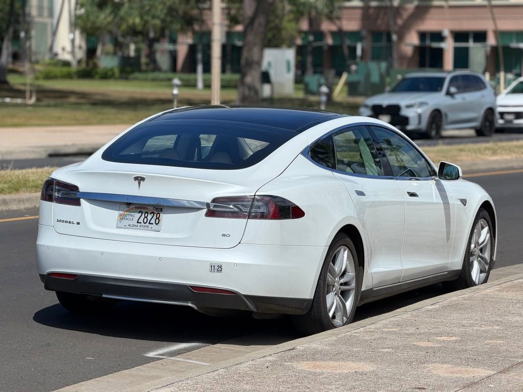 Used 2013 Tesla Model S RWD image 5