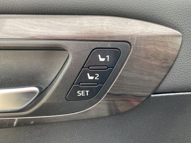 Certified 2021 Toyota Highlander Limited image 16