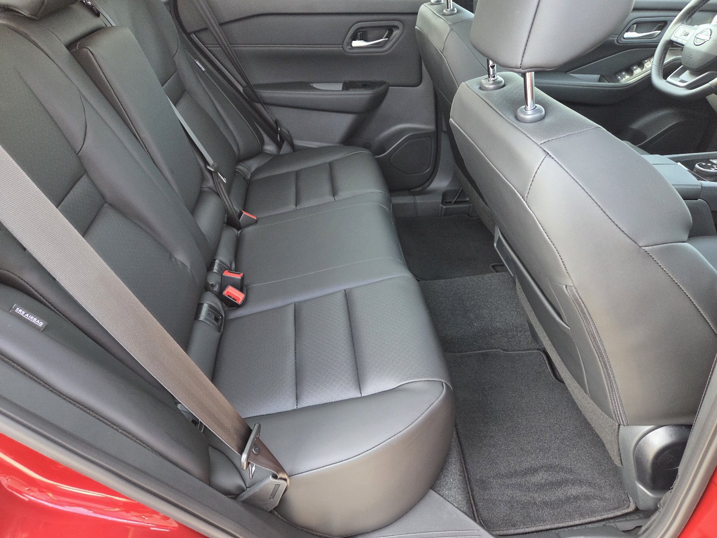 New 2026 Nissan Rogue Dark Armor AWD/4WD image 25