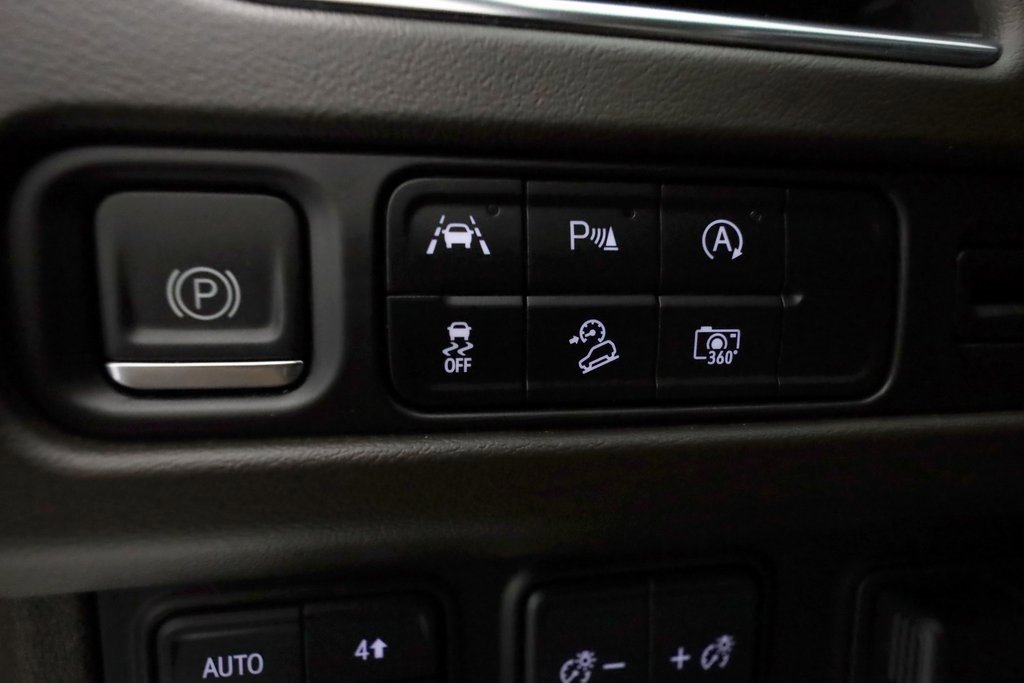 Used 2023 Chevrolet Tahoe Z71 w/ Z71 Off-Road Package image 22