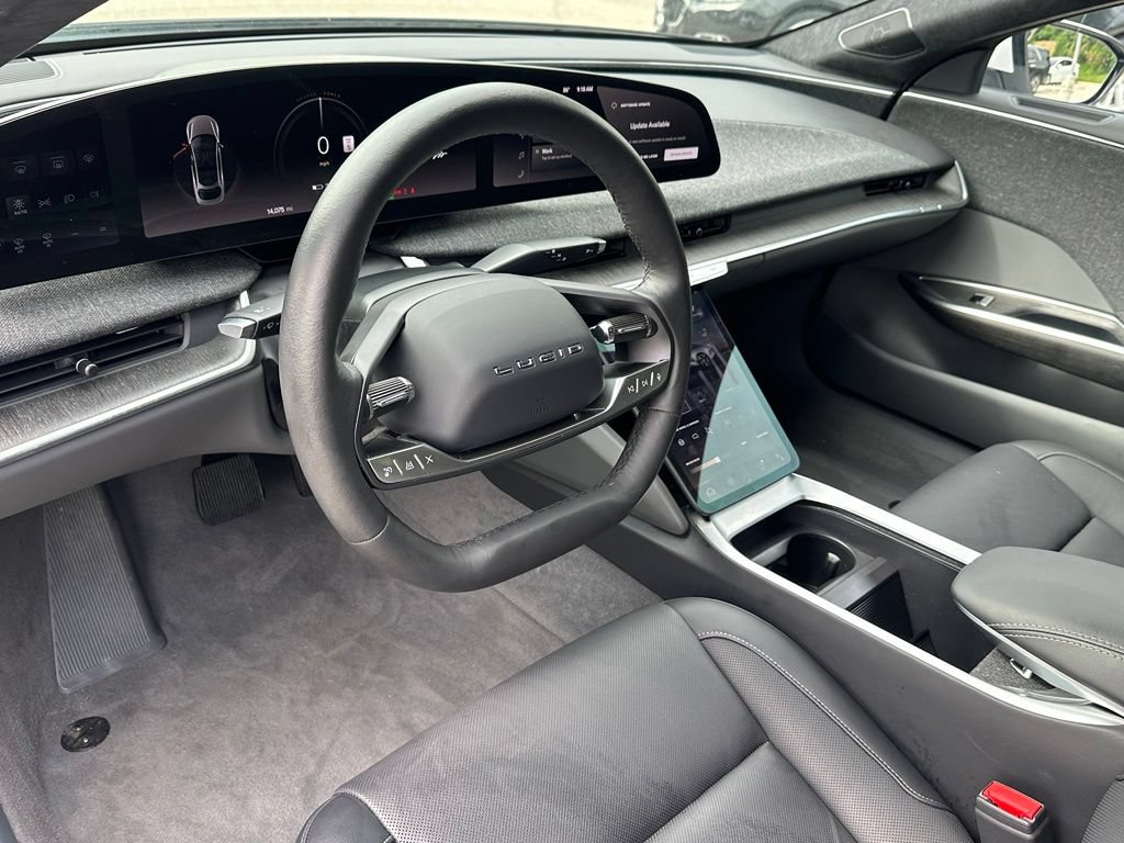 Used 2024 Lucid Air Touring AWD/4WD image 19