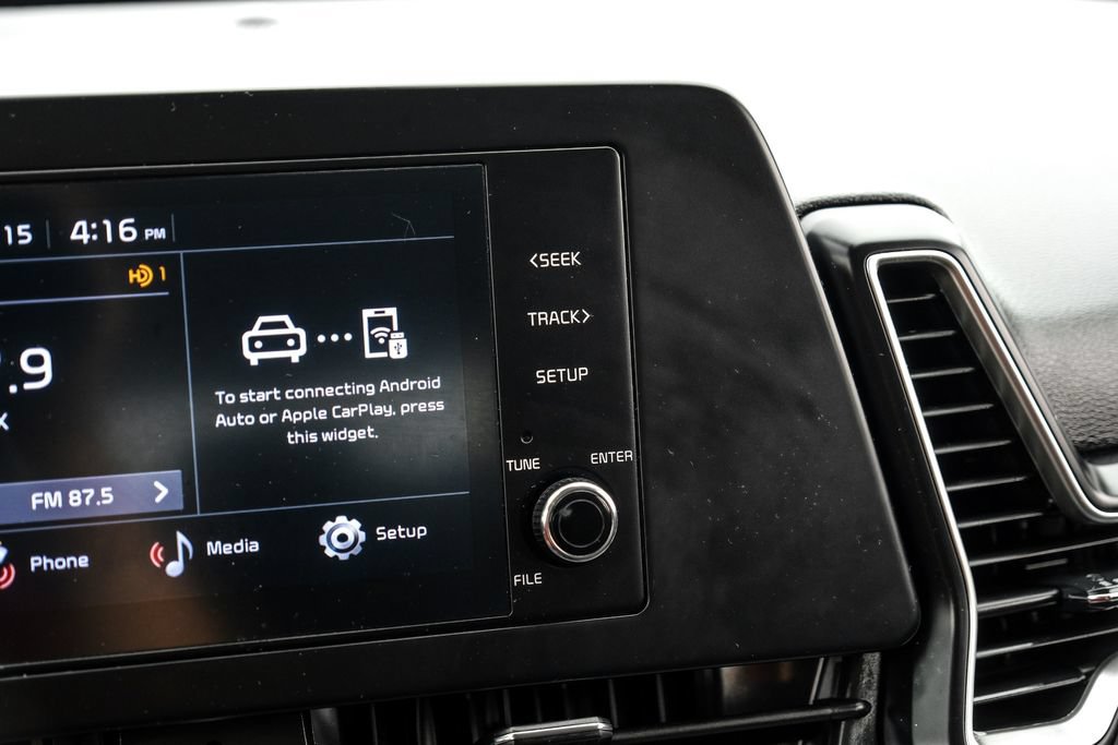 Used 2023 Kia Sportage LX AWD/4WD image 23