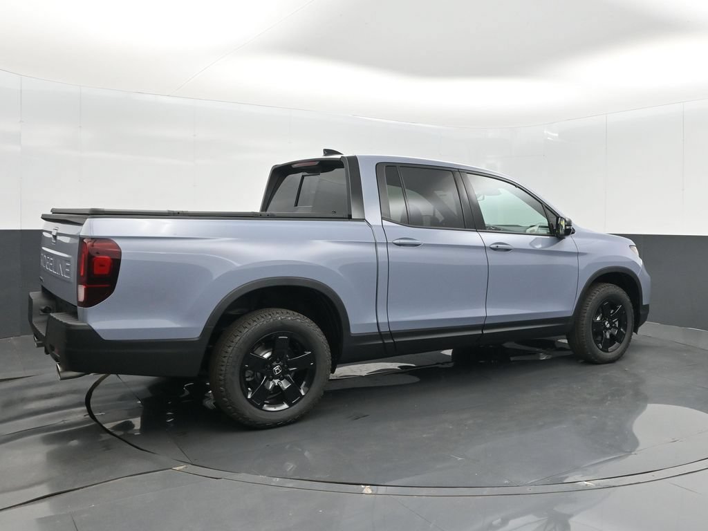 New 2026 Honda Ridgeline Black Edition image 8