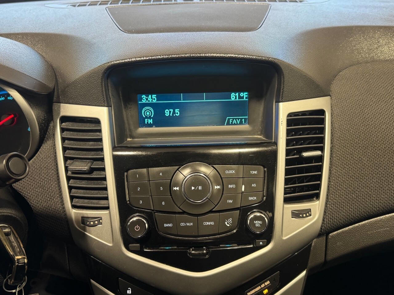 Used 2014 Chevrolet Cruze LT w/ All-Star Edition FWD image 29