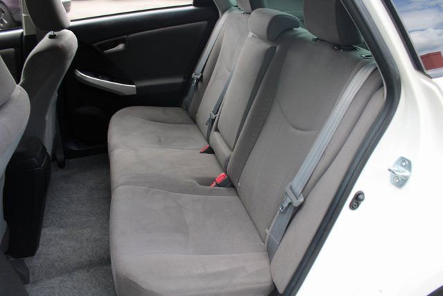 Used 2015 Toyota Prius Prime Plug-In Hybrid image 16