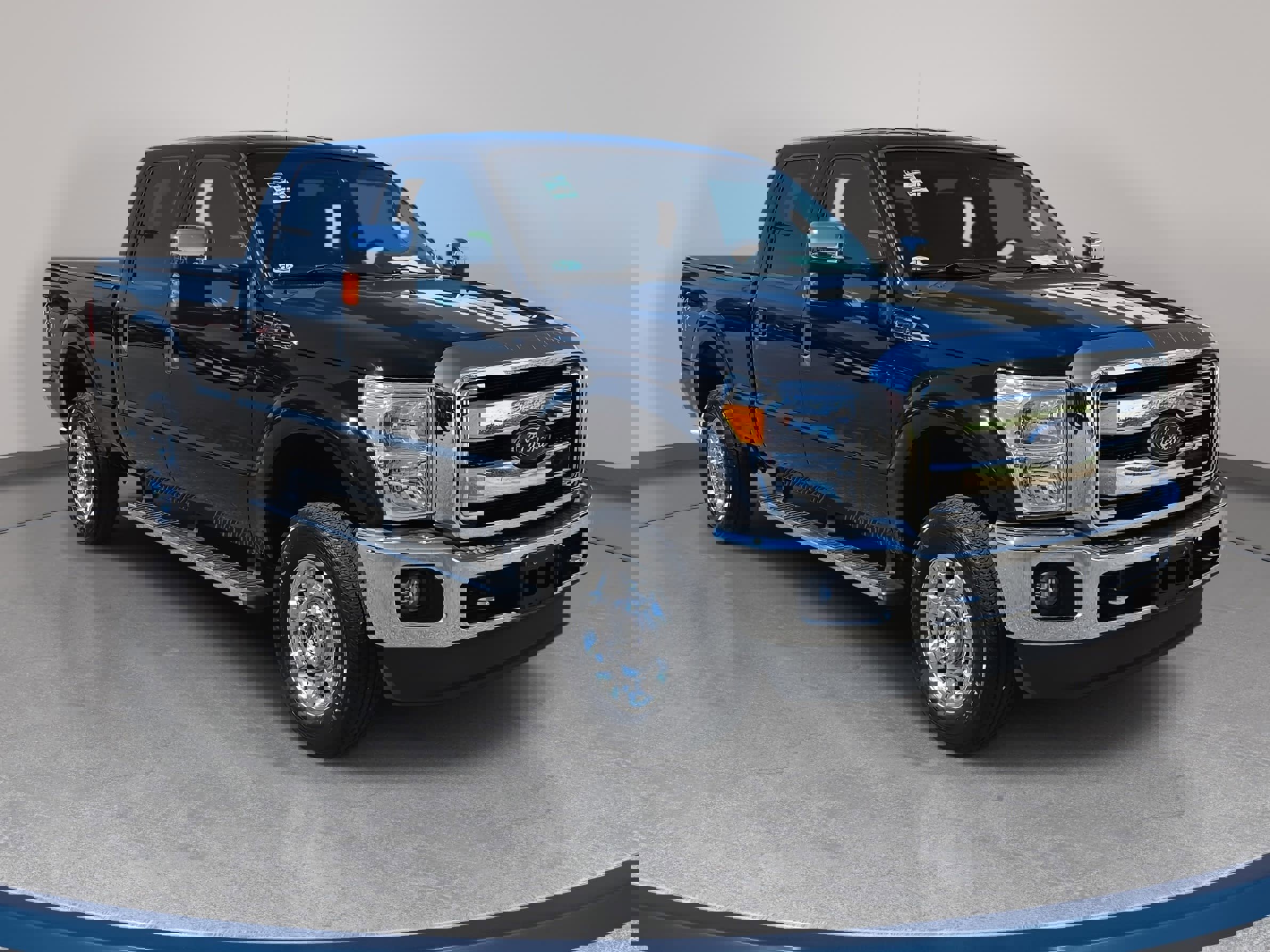 Used 2016 Ford F250 XLT w/ XLT Premium Package image 3