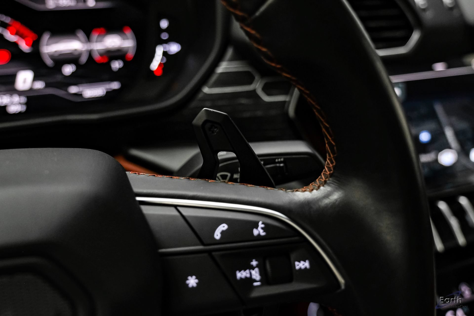 Used 2022 Lamborghini Urus AWD/4WD image 48