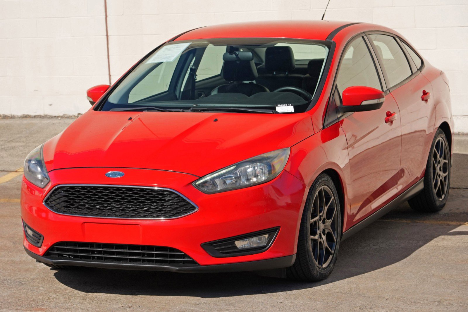 Used 2016 Ford Focus SE w/ Equipment Group 201A FWD image 40