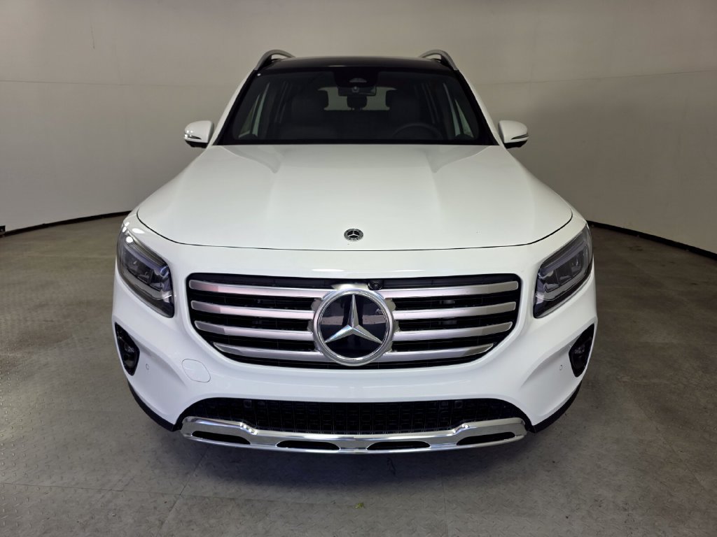 New 2026 Mercedes-Benz GLB 250 image 2
