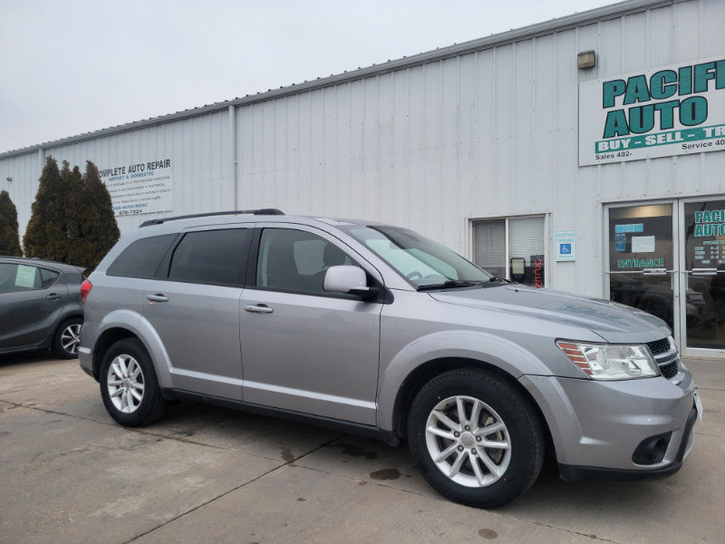Used 2017 Dodge Journey SXT w/ Safe & Sound Group image 9