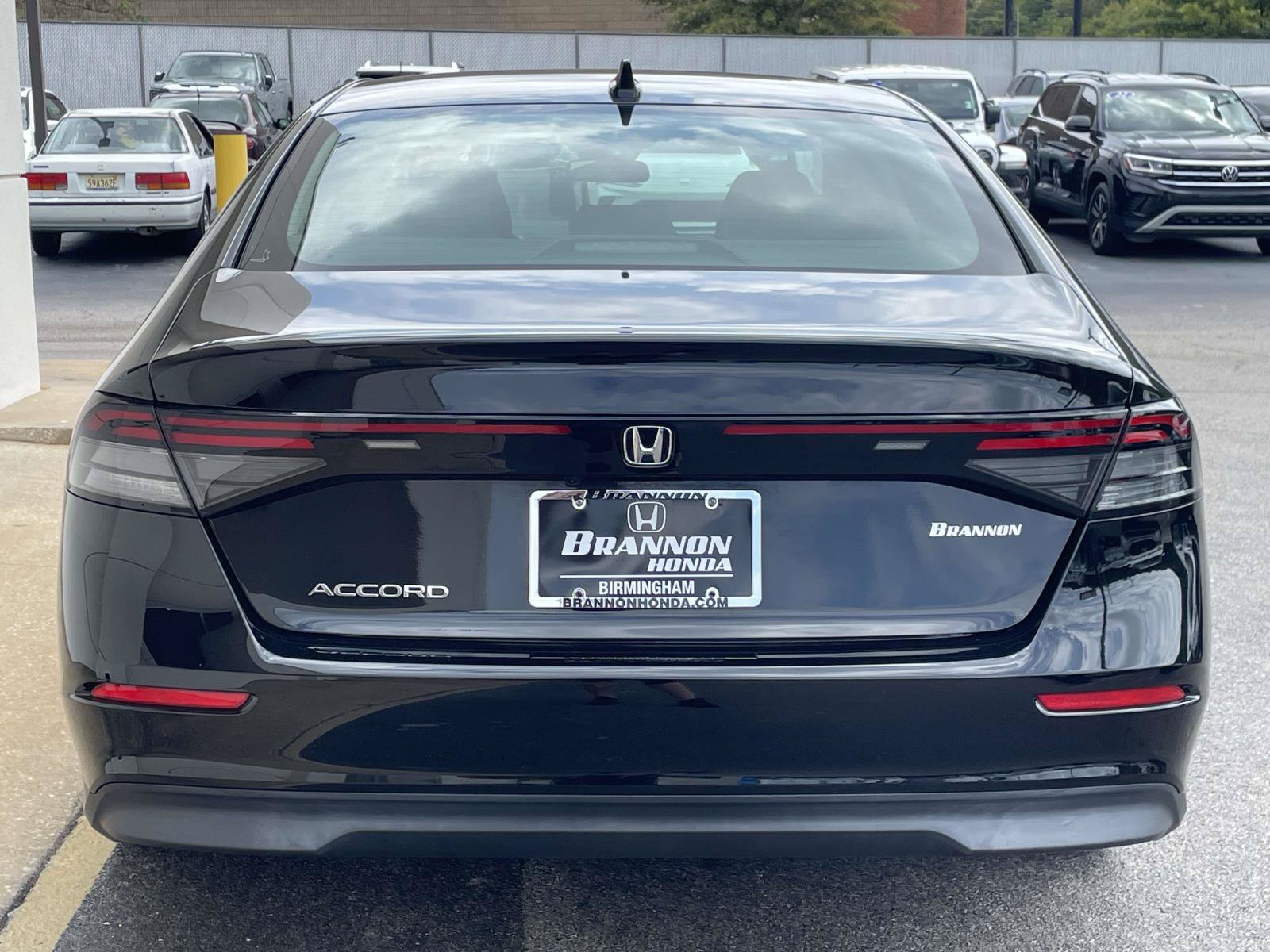 Certified 2023 Honda Accord EX image 3