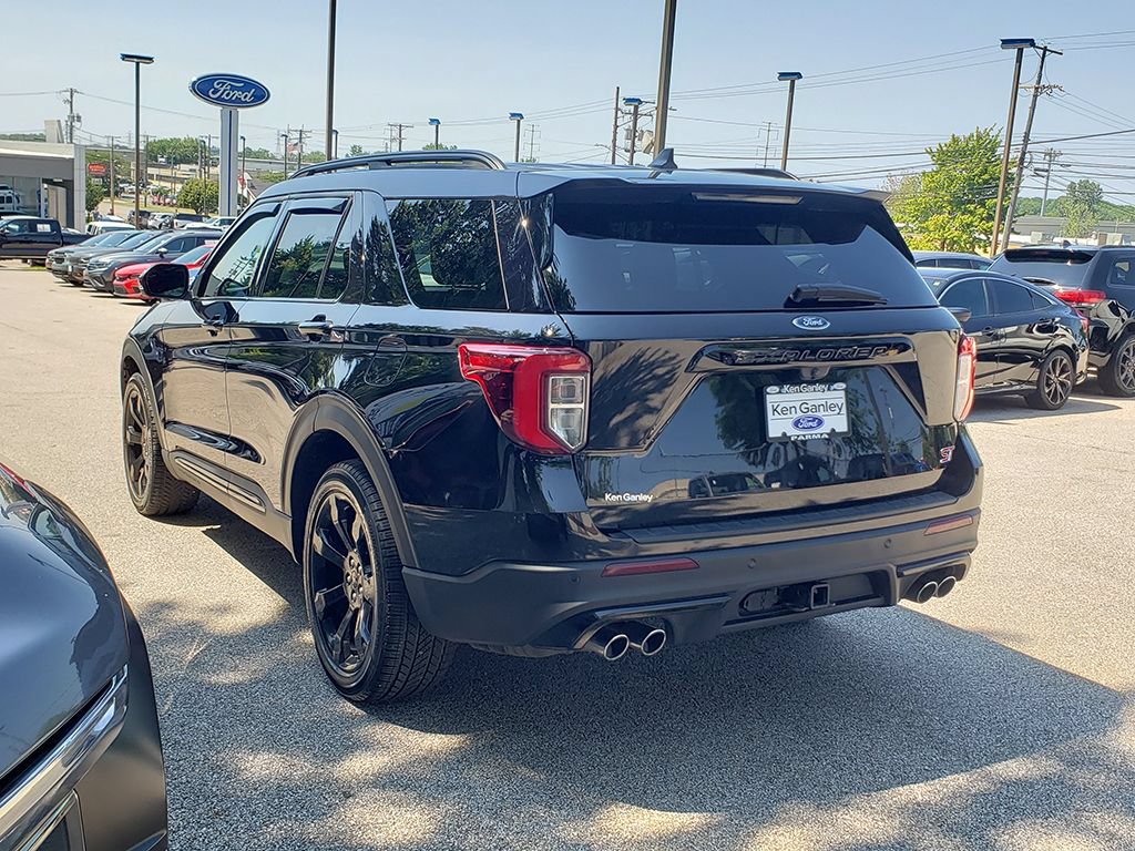 Certified 2022 Ford Explorer ST w/ Equipment Group 401A AWD/4WD image 7