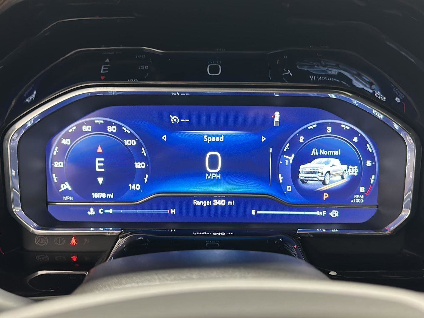 Used 2023 Chevrolet Silverado 1500 RST w/ Convenience Package II image 10