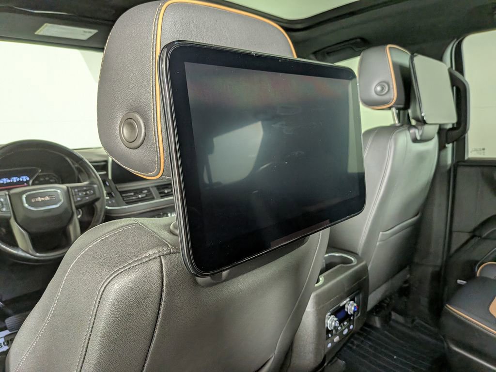 Used 2021 GMC Yukon AT4 w/ AT4 Premium Plus Package image 38