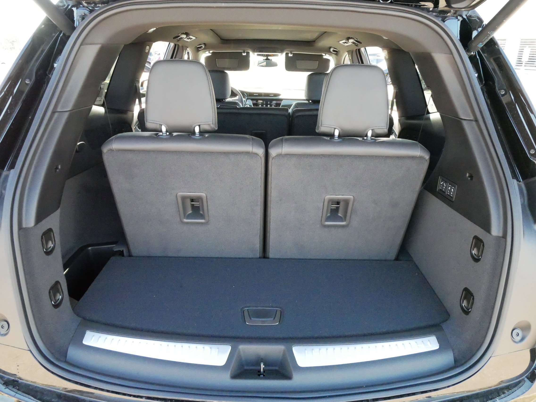 New 2025 Cadillac XT6 Sport image 16