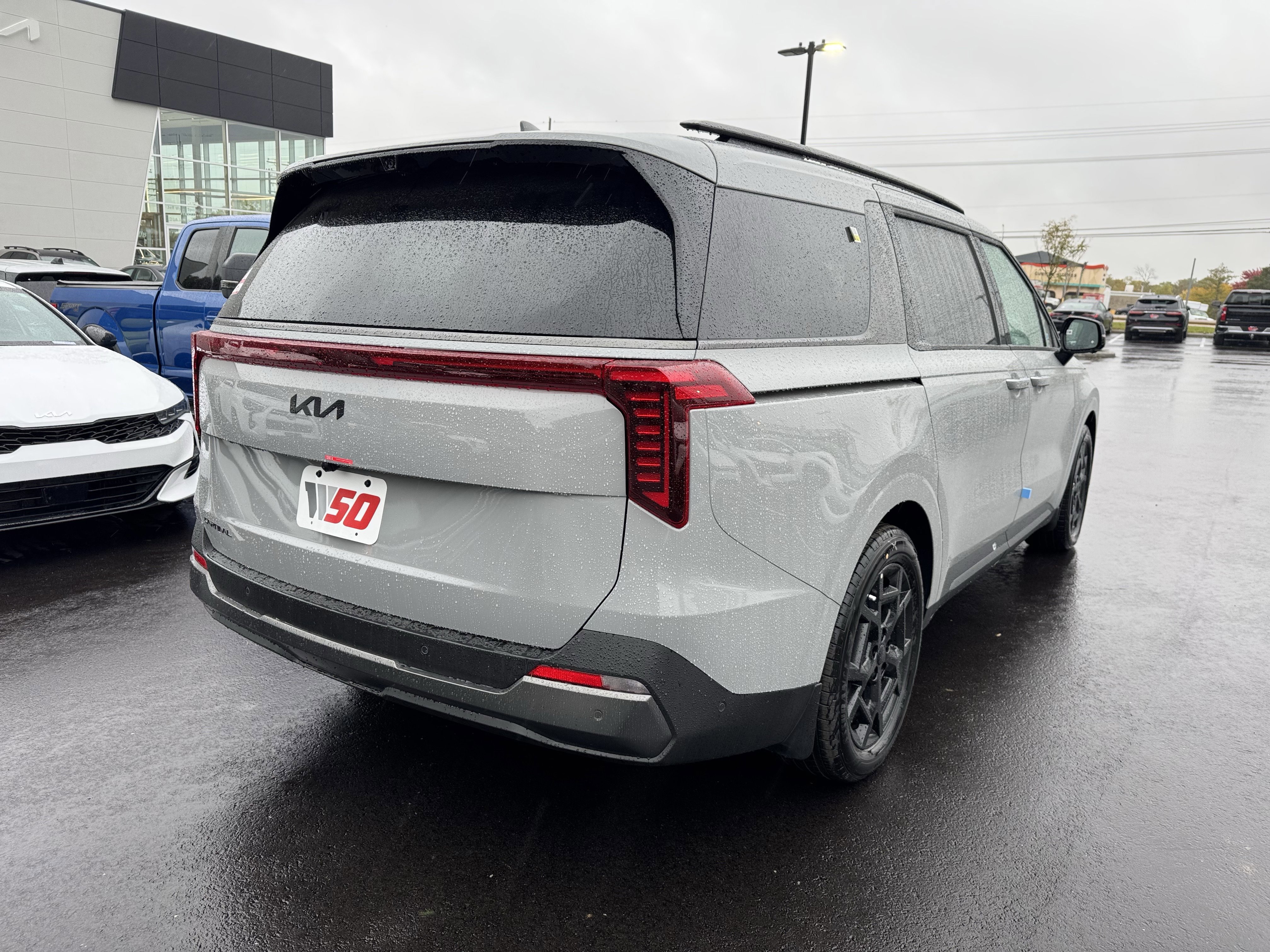 New 2026 Kia Carnival SX Prestige image 3