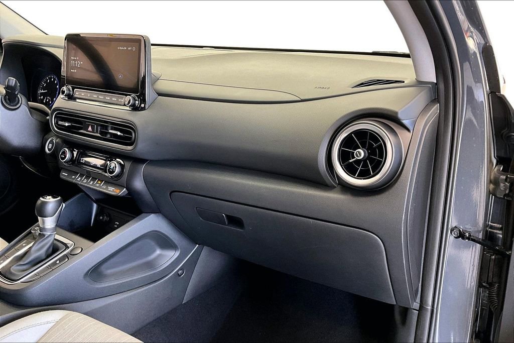 Certified 2023 Hyundai Kona SEL w/ Convenience Package FWD image 16