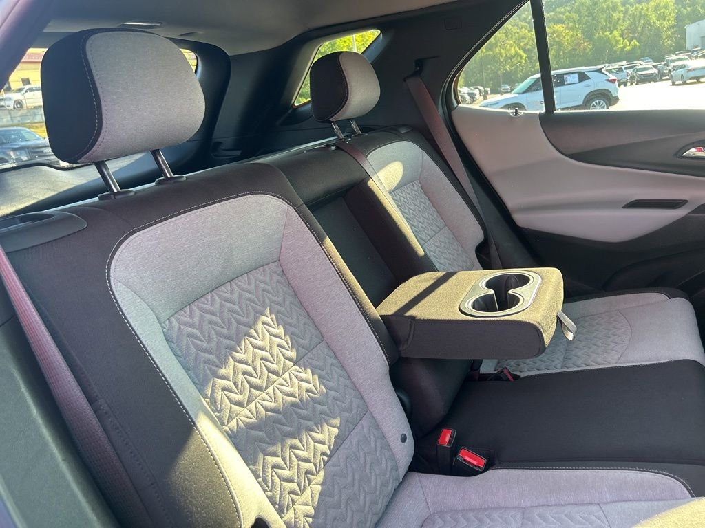 Used 2022 Chevrolet Equinox LS AWD/4WD image 43