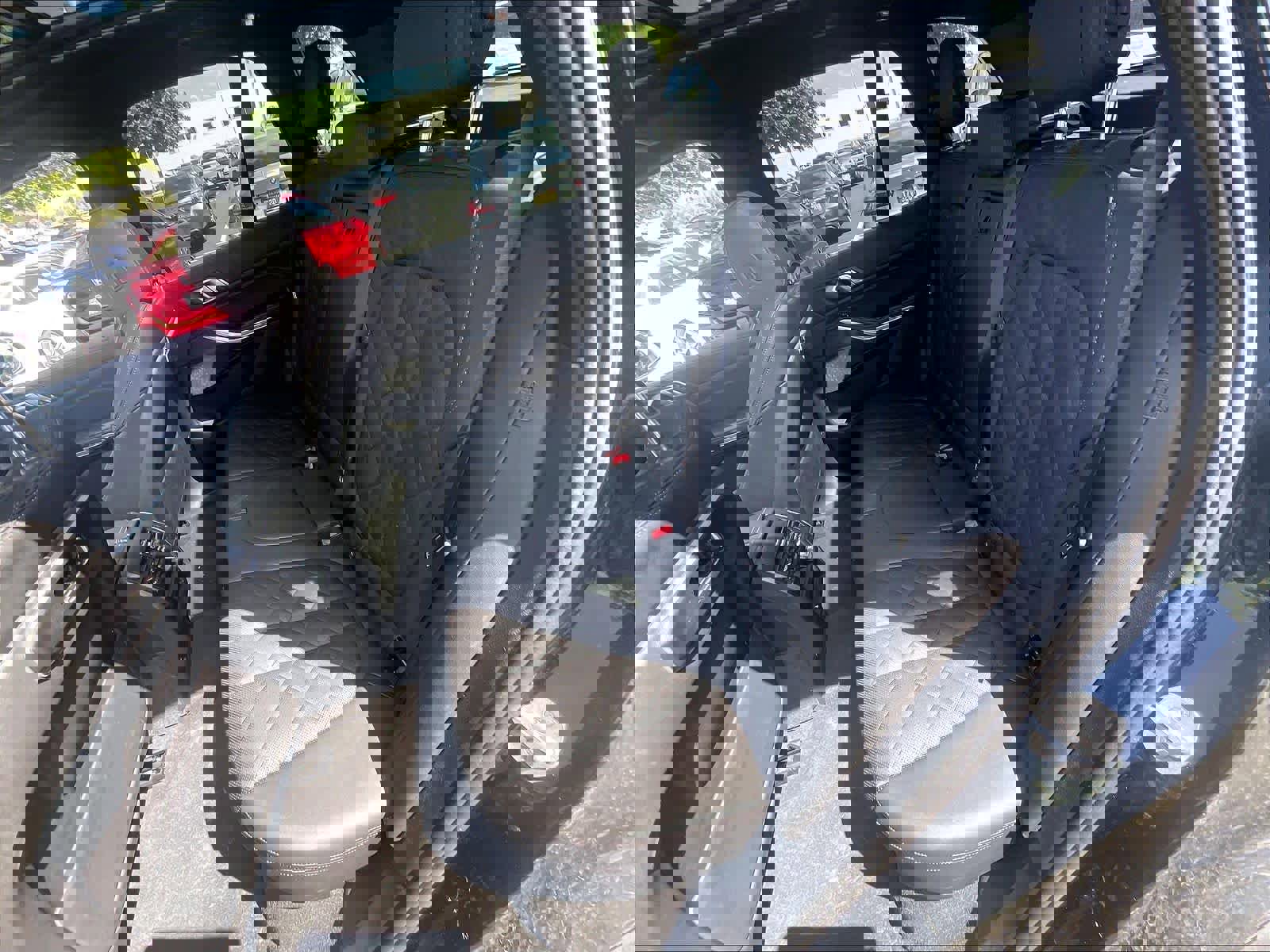 Used 2024 BMW X5 xDrive50e w/ Parking Assistance Package AWD/4WD image 26